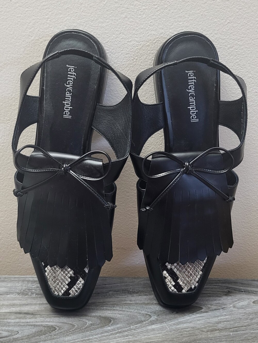Jeffrey Campbell Oxbridge Cutout Flats Black/Snake-Print Size 9 - Picture 3 of 9